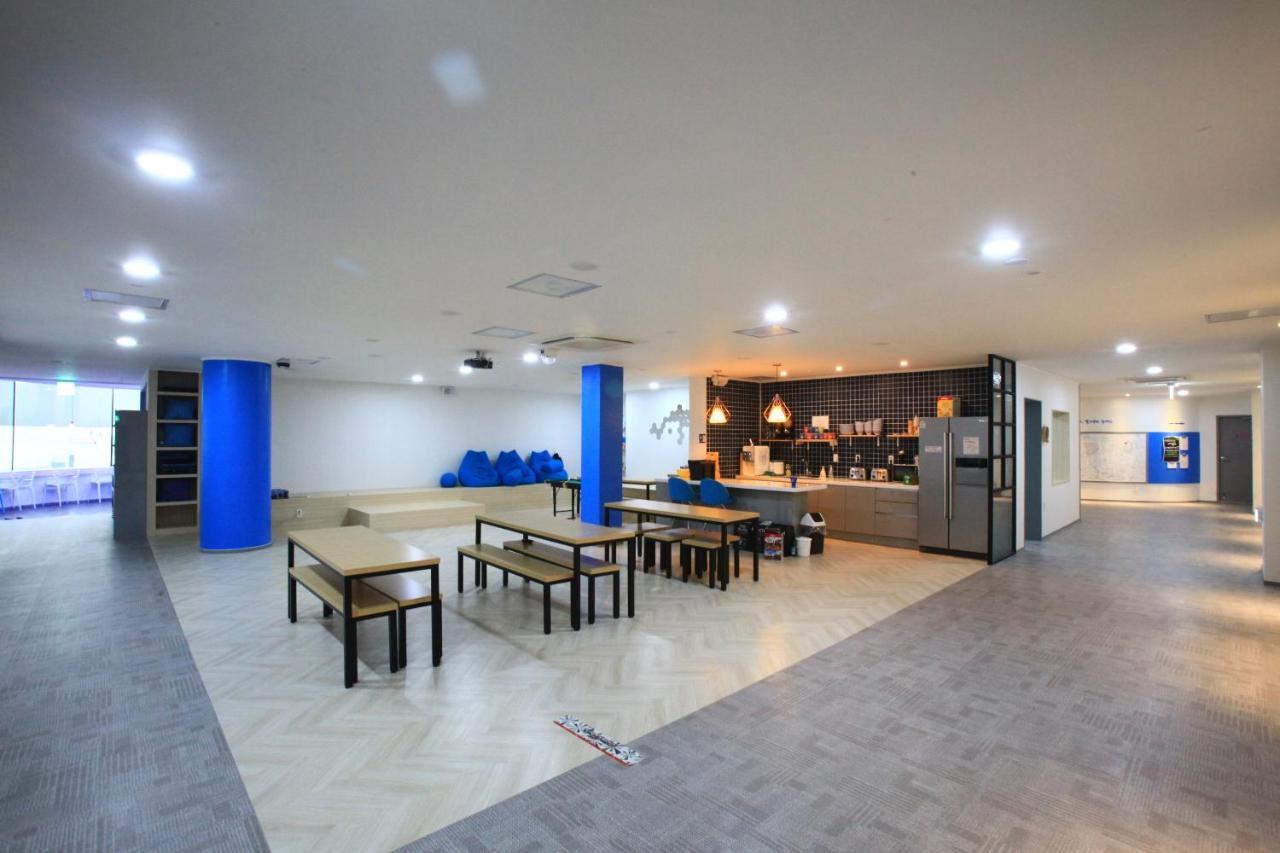 The Blue Guesthouse Busan Extérieur photo
